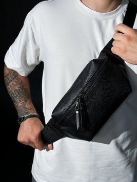 Чоловіча бананка з натуральної шкіри чорна SKILL SKL-006-3